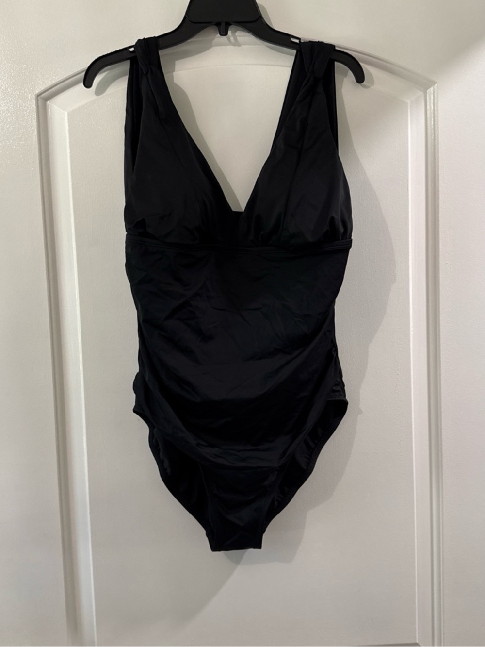 Time and Tru Black Garment Label Detail